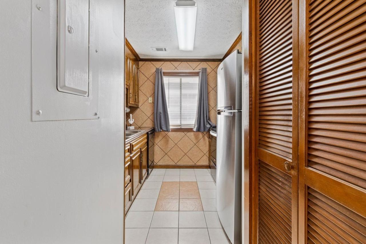 Spacious Modern Condo - 1St Floor - One Block To The Beach 默特尔比奇 外观 照片